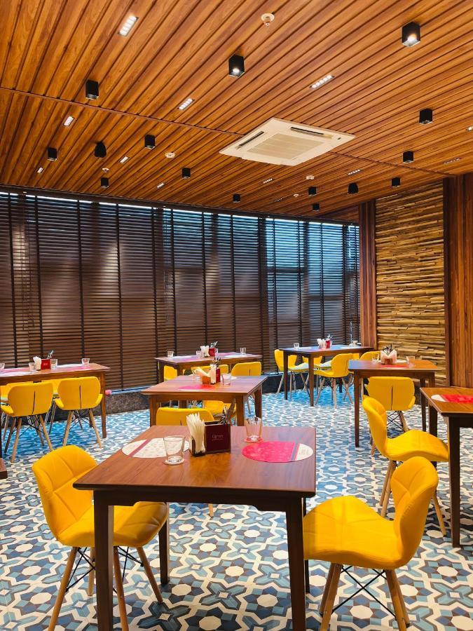 Ginger Mumbai, Goregaon Luaran gambar